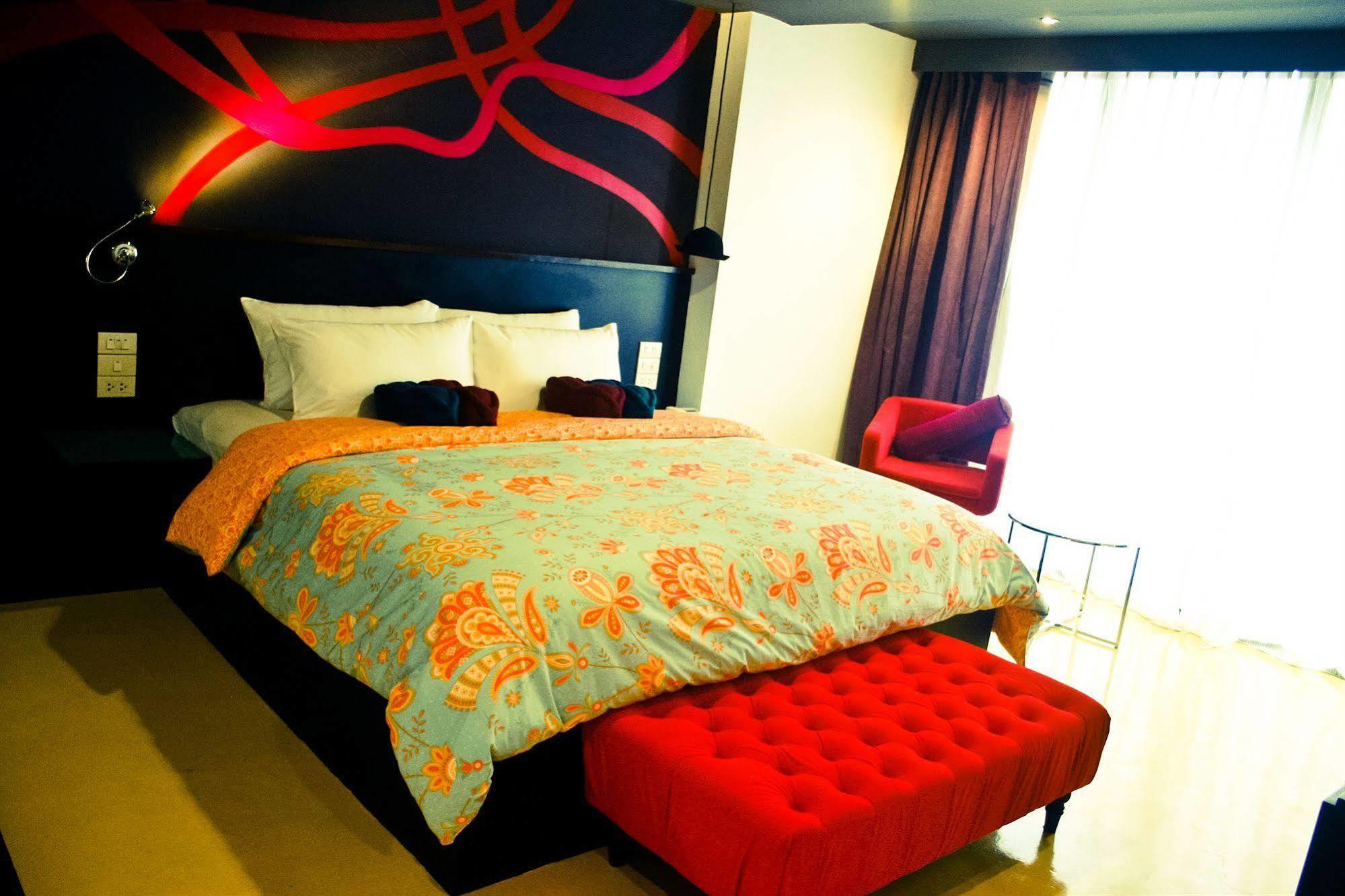 H Unique Bed And Breakfast شيانغ ماي المظهر الخارجي الصورة